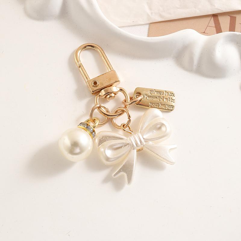 1 Elegant Tassel Gift Keychain Cute Keychain Vintage Bow Luxurious Pearl