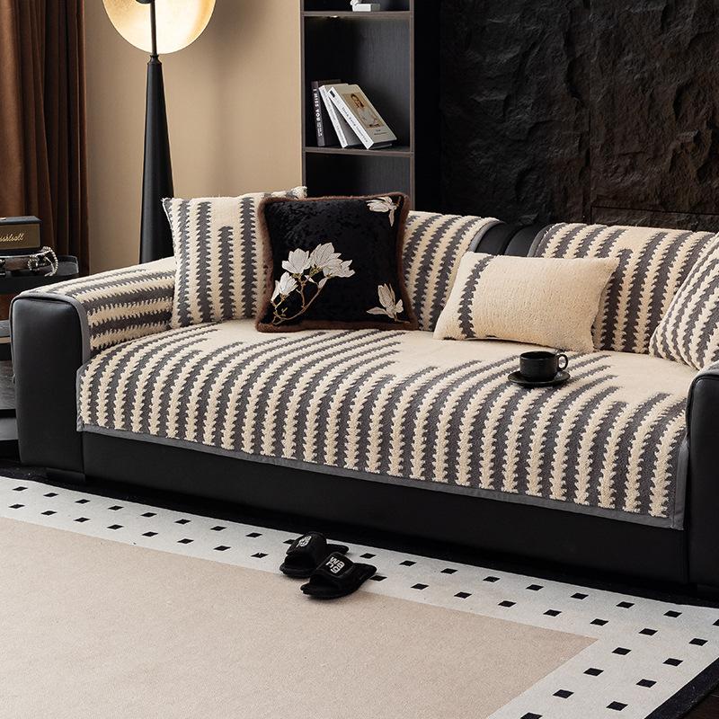 Plush New Year Sofa Cushion Wedding Autumn And Winter Cover New Red High-End Thickened Inline Sofa Cushion