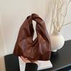 Street Style Cloud Bag Pu Material With Magnetic Closure For Casual Daily Use