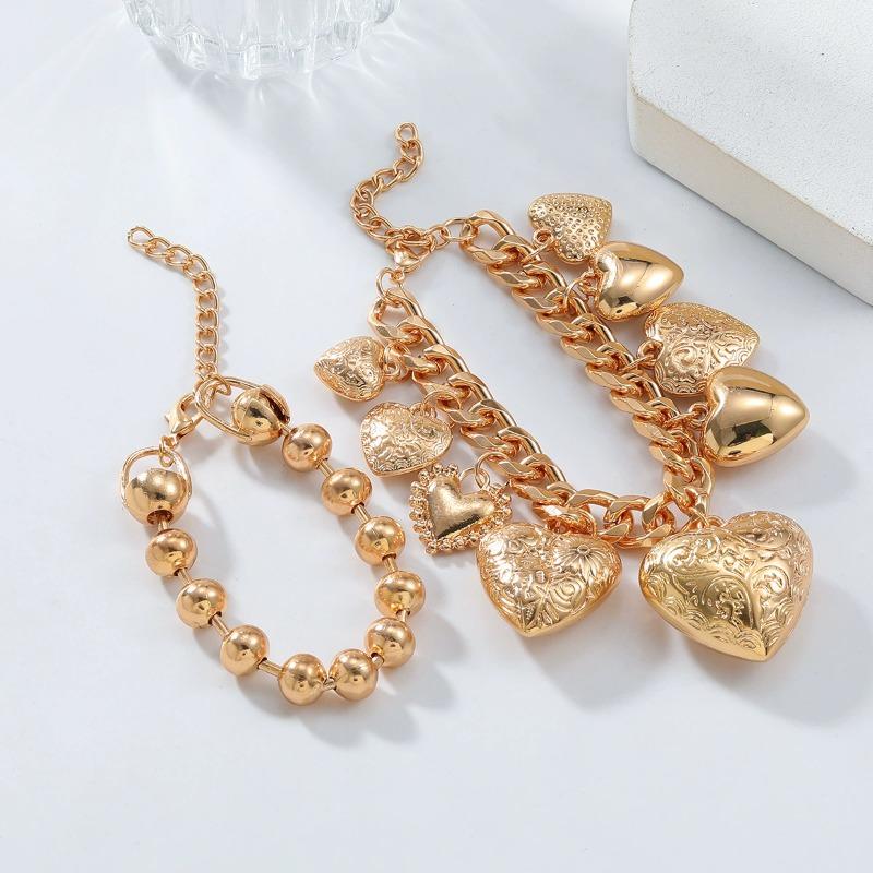 Retro Gold color Heart-shaped Tassel Pendant Bracelet for Women Trendy Charms Ladies Collar Accessories Fashion Jewelry