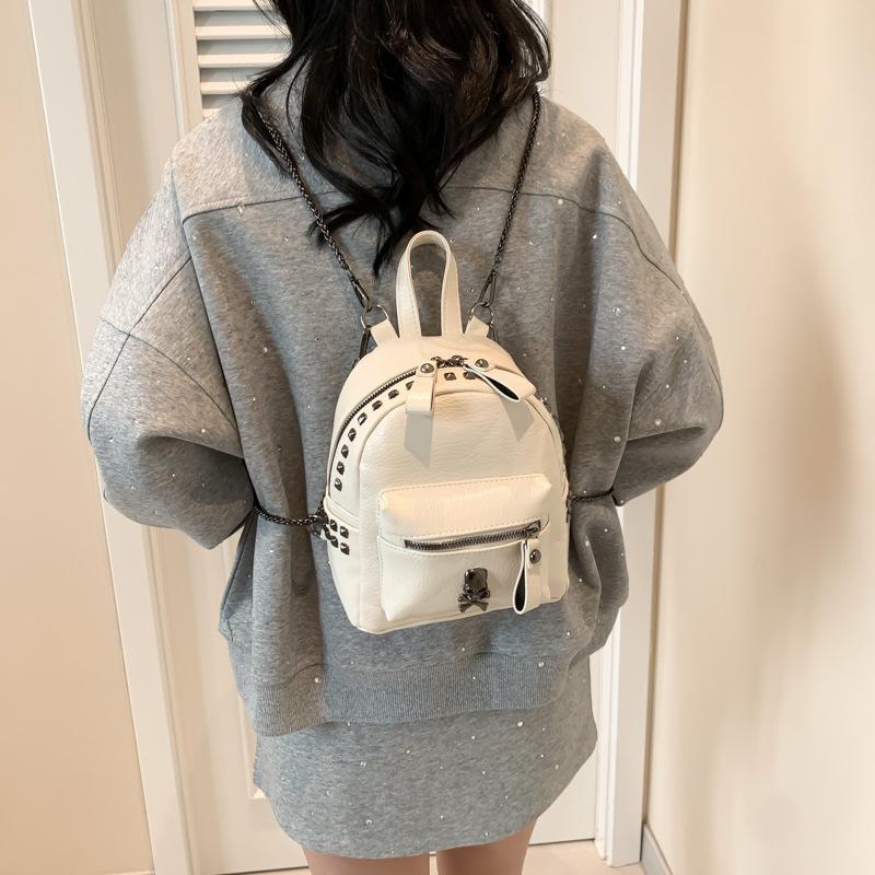 Women's Versatile Retro Going Out Travel Bag 2025 New Textured Soft Leather Premium Textured Backpack Leisure Bag