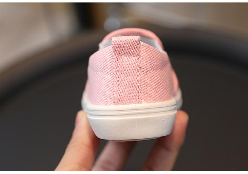 2026 Unisex Kinder Leinenschuhe mit kleinem Bären - Frühjahrs- & Herbststil für drinnen & Kindergarten