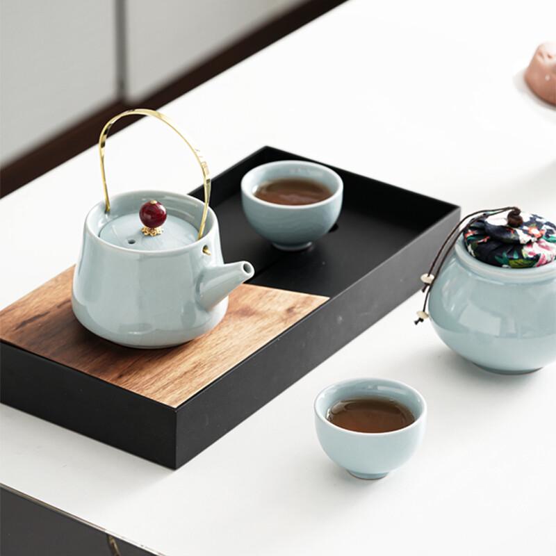 

Portable Ceramic Travel Kung Fu Tea Set