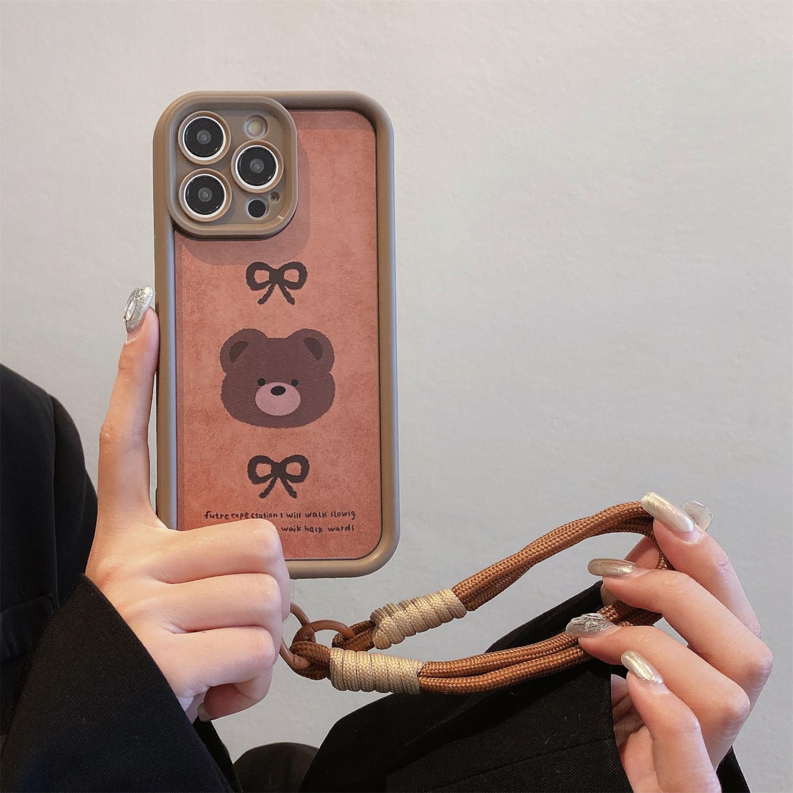 

The Bear Lanyard Is Suitable for The IPhone 16 Phone Case. 15promax Full Package 14 Matte XR Advanced 13 Drop Protection Case Apple 12