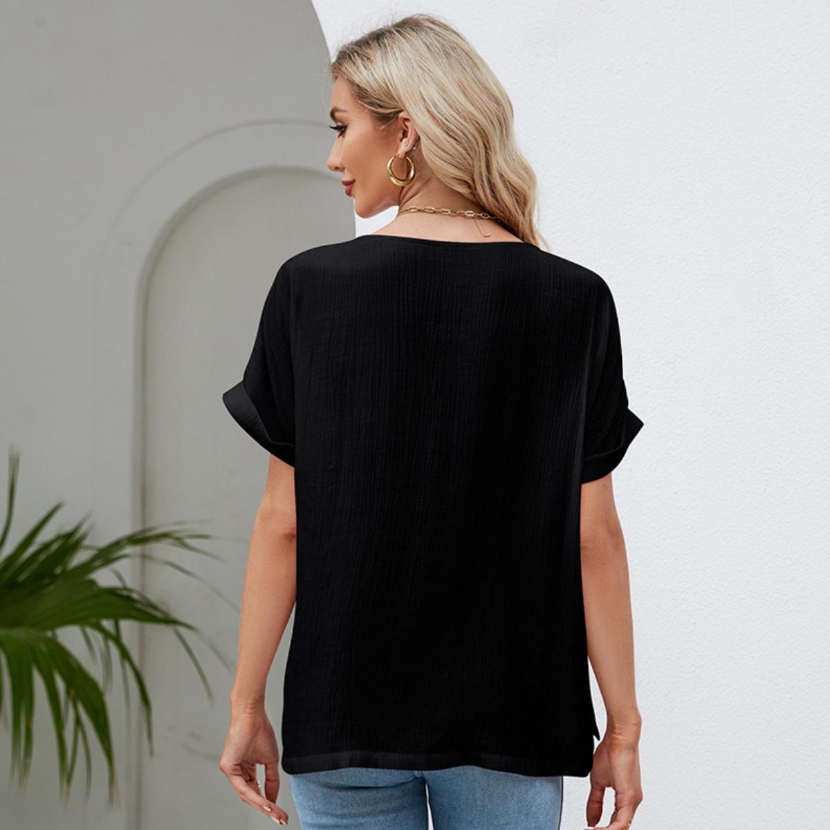 Женская однотонная хлопковая дышащая футболка с круглым вырезом и коротким рукавом — фото 6