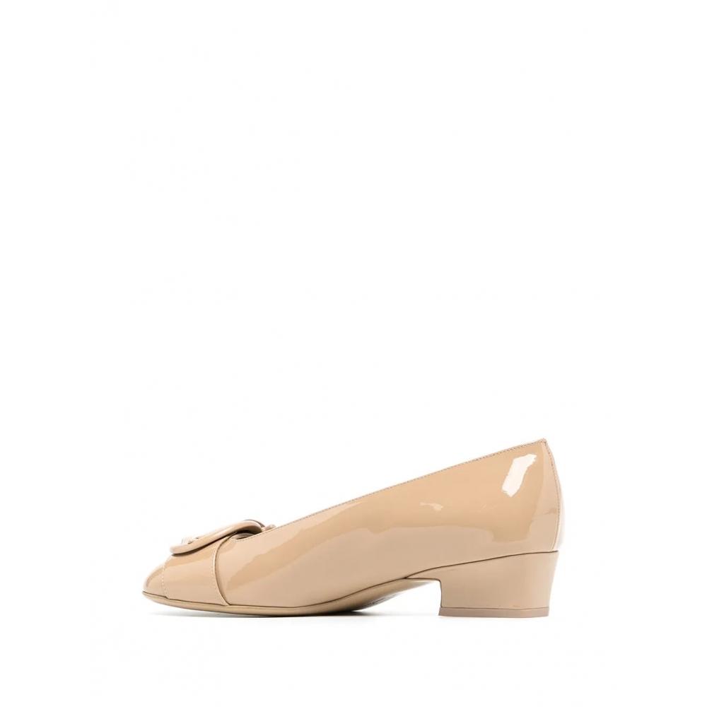 Salvatore Ferragamo Ferragamo Bessie 30 Pumps Brown