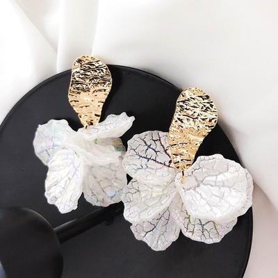 Women's White Shell Flower Petal Drop Earrings