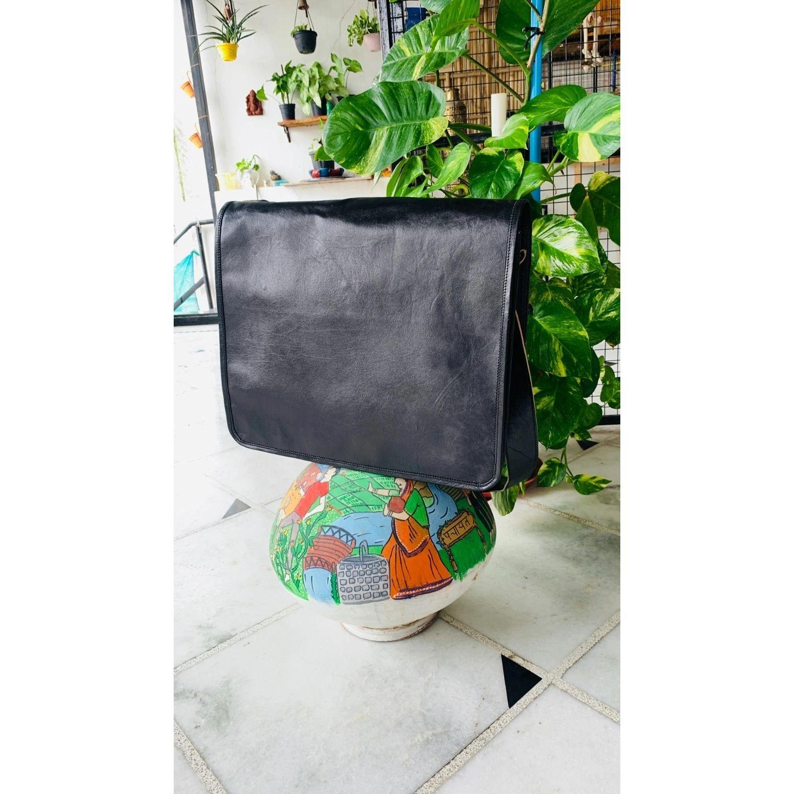 

Мужская прочная кожаная винтажная сумка-мессенджер для ноутбука ручной работы, черная 18 x 14 x 6 in