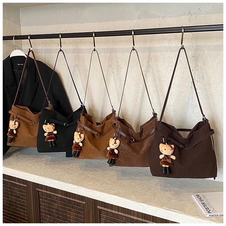 Women's High-End Large-Capacity Tote Bag - 2025 Fashion-Forward, Versatile Crossbody for Autumn/Winter