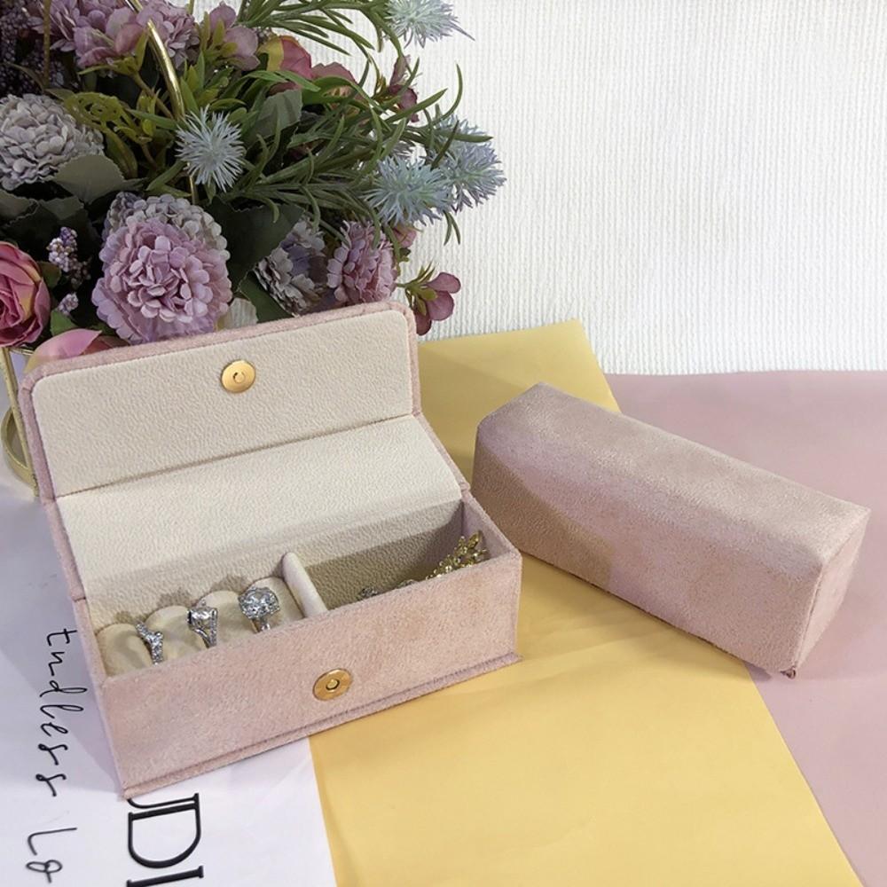 

Velvet Necklace Storage Box Portable Solid Color Necklace Holder Compact Multi-functional Rings Bearer Box Jewelry Organizer розовый