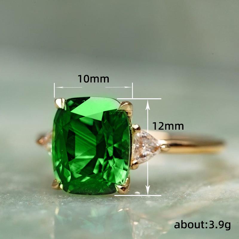 Cao Shi Luxus Zirkonring: Europäisches & Amerikanisches Trendiges Quadratisches Dreiecksdesign