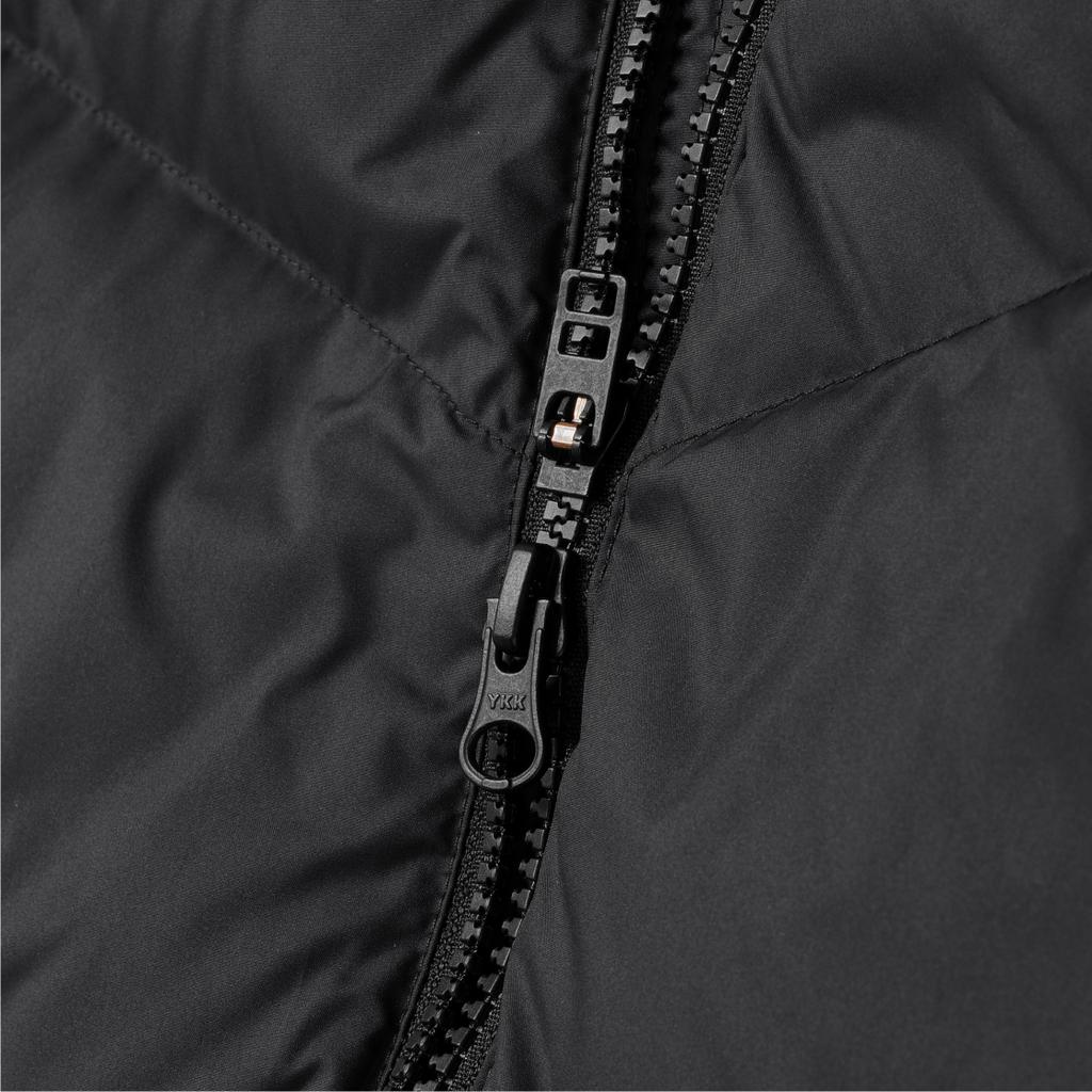 Nike Giubbotto con cappuccio e tasca con cerniera e logo a contrasto, da uomo, nero, DV1132-010