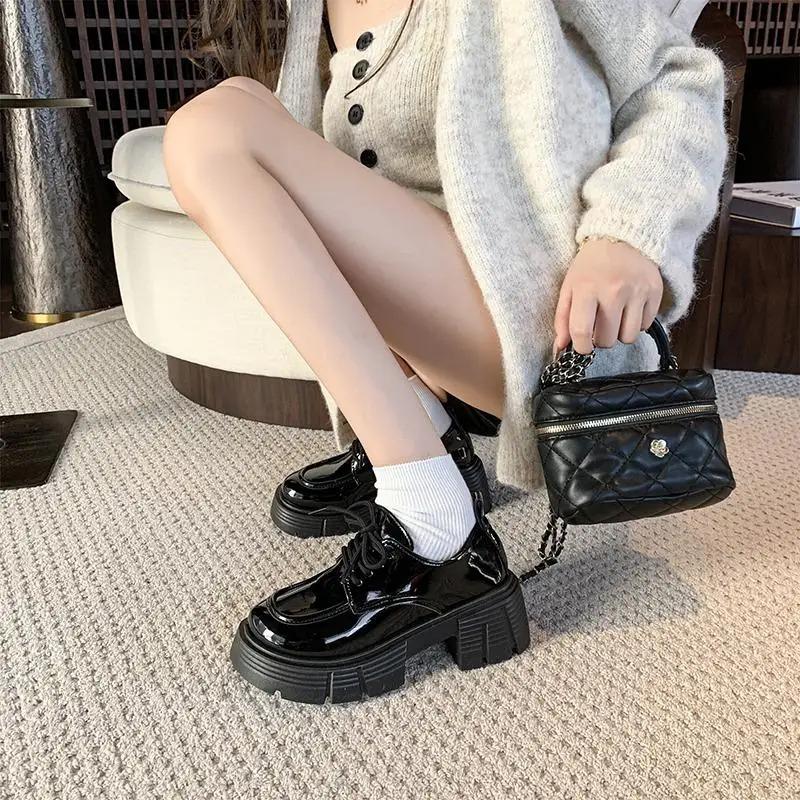 Moda Retro Kadın Ayakkabıları İngiliz Stili Oxford'lar Takunyalar Platform Kadın Ayakkabıları Her Şeye Uyumlu Sonbahar Preppy Deri Creepers Elbise Sonbahar Yeni