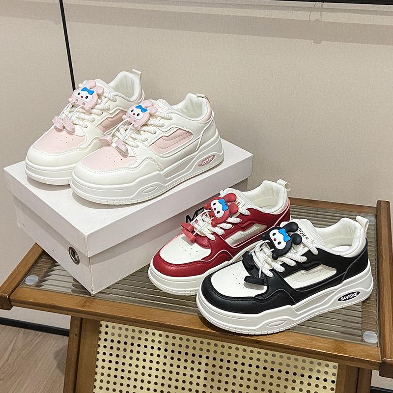 2025 little white shoes women's spring new Korean version ins female students leisure sports versatile board shoes street shooting women's shoes P309