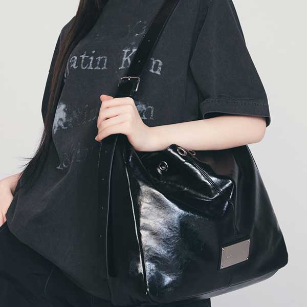 Matin Kim MATIN EYELET POINT LAYERED BIG SHOULDER BAG - Black (Seoul Edition)