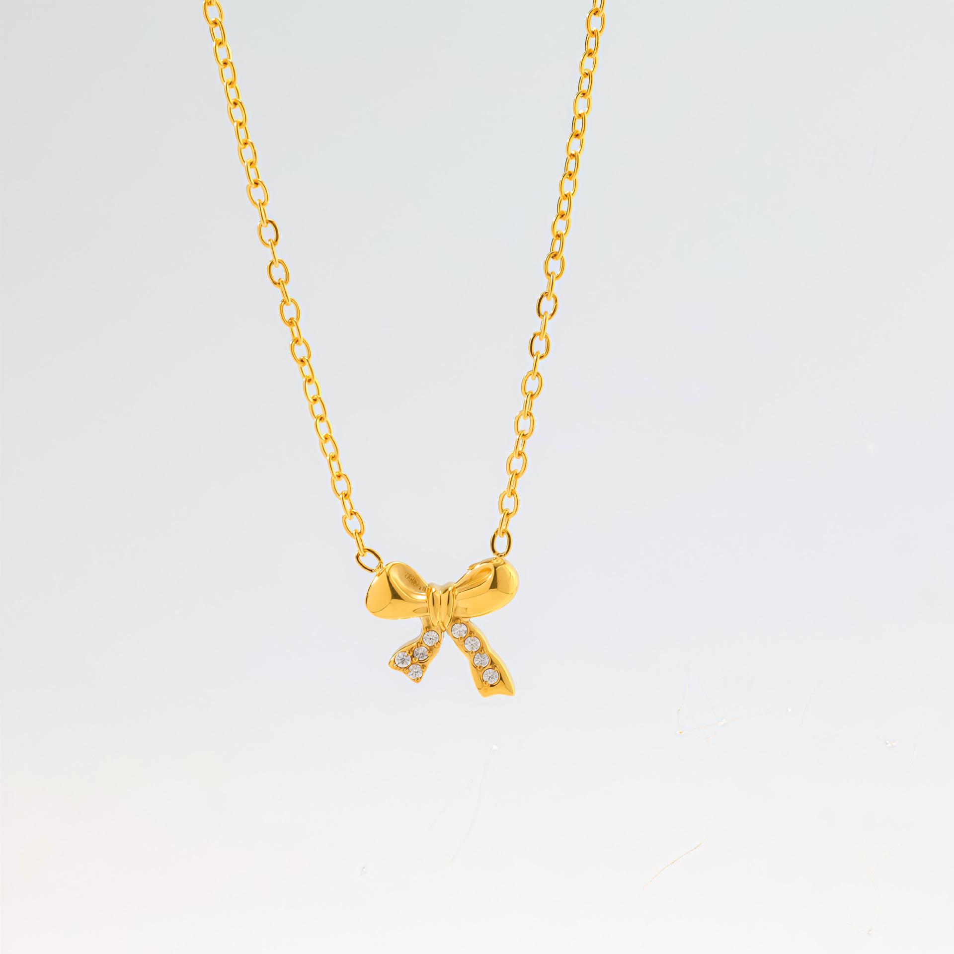 Titanium Steel Bow Zircon Necklace Gold And Silver Two-Color Light Luxury Collarbone Chain Sweet And Cool Neck Chain