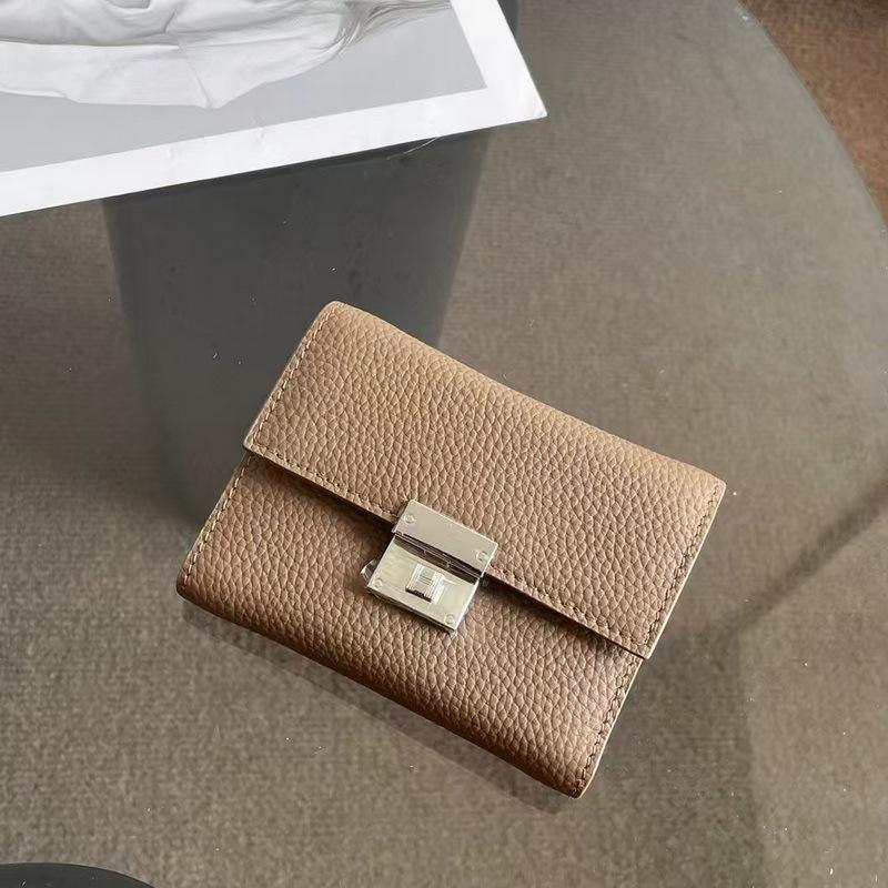 

Новый кошелек из натуральной кожи с верхним слоем из коровьей кожи с рисунком личи, короткий кошелек с тремя отделениями, квадратная пряжка, сумка для тофу, Cross Collision 12x9.5x2CM хаки