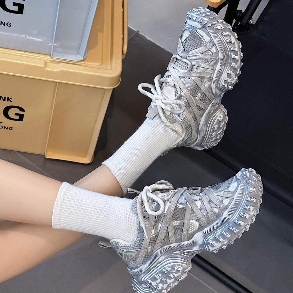 Autumn new leather retro polished dad shoes 2025 lace-up spider-man tire platform casual sports women's shoes