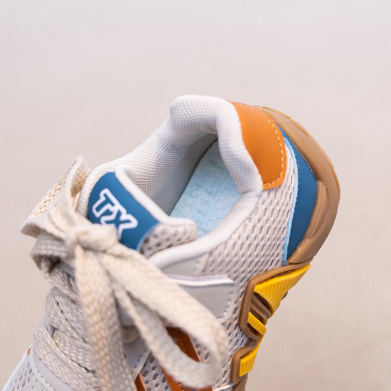 2026 New Kids' German-Style Sports Shoes: Genuine Leather Mesh Surface, Unisex Running Sneakers