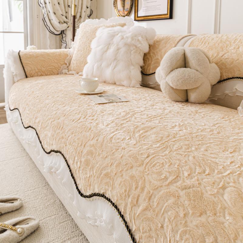 New Rose Velvet Jacquard Sofa Cover Retro Irregular Sofa Cushion For Autumn Winter Non-Slip Full Cover Furniture Protector