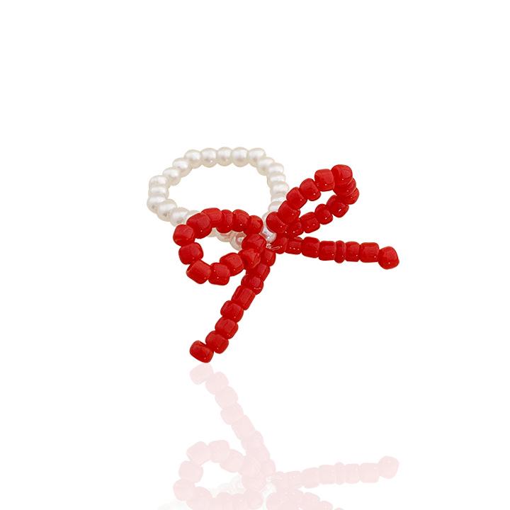 

Жемчужное хрустальное колье и серьги-бабочки – милый принцессный стиль