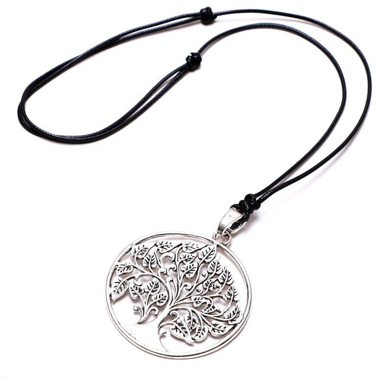 Vintage Distressed European and American Style Large Pendant Long Necklace, Stylish and Unique Sweater Chain, Autumn and Winter High-End Ethnic Style