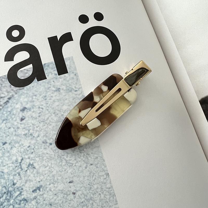 Clips de Păr din Acetate Stil Coreean Fără Șifonare pentru Femei - Accesoriu Elegant pentru Breton Lateral și Machiaj