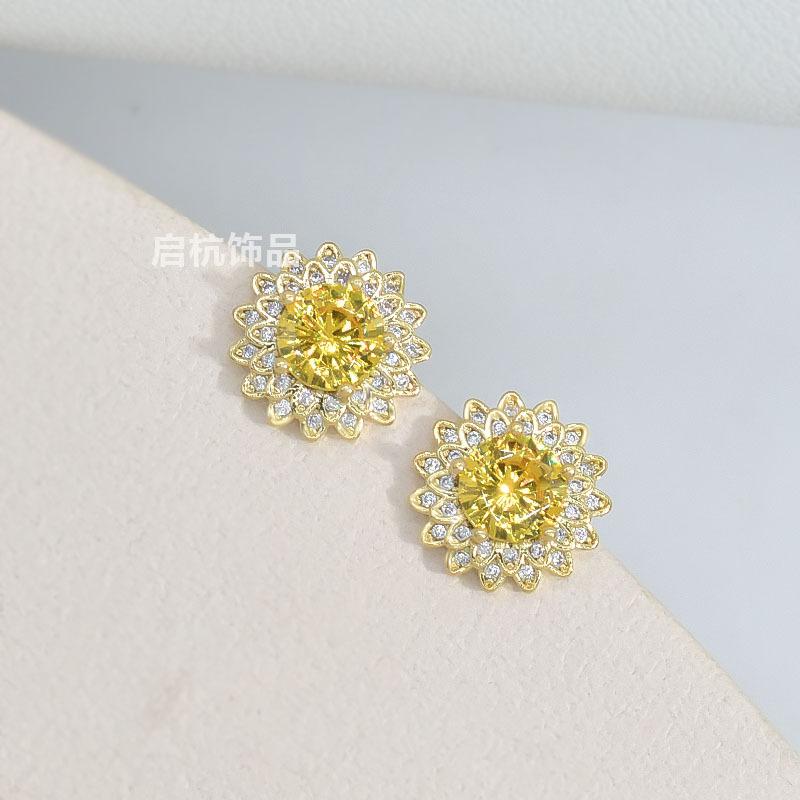 Sunflower Necklace Women'S Simple High Trend Versatile Zircon Pendant Clavicle Accessories