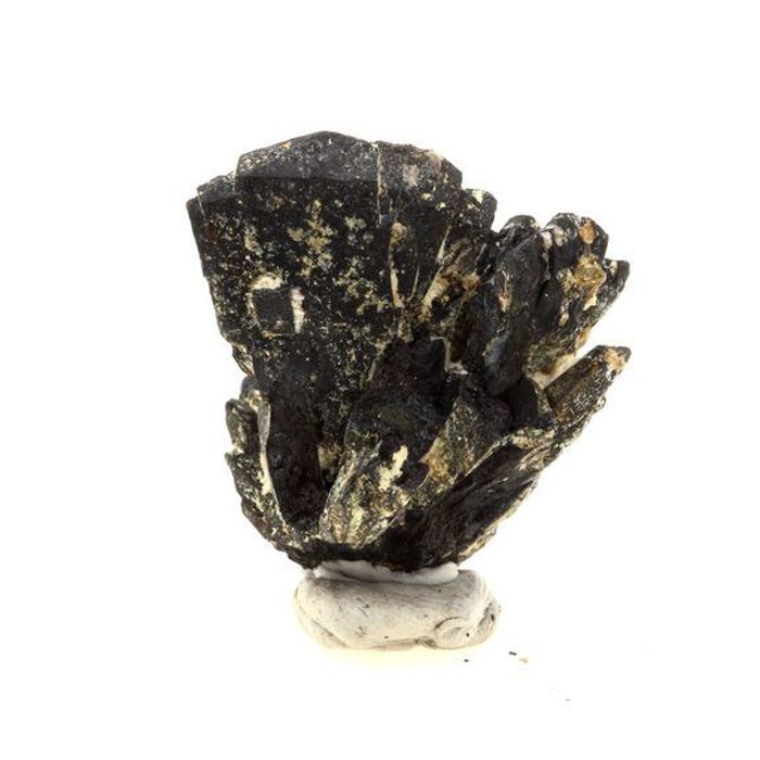 Pierres et Minéraux. Columbite. 66.96 ct. Mahaiza, Betafo, Madagascar.