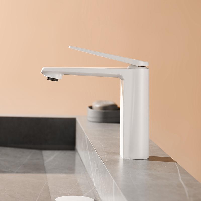 Tuqiu Gold Bathroom Faucet Gray Bathroom Basin Faucet Cold And Hot Water Mixer Sink Tap Single Handle Deck Mounted Tap