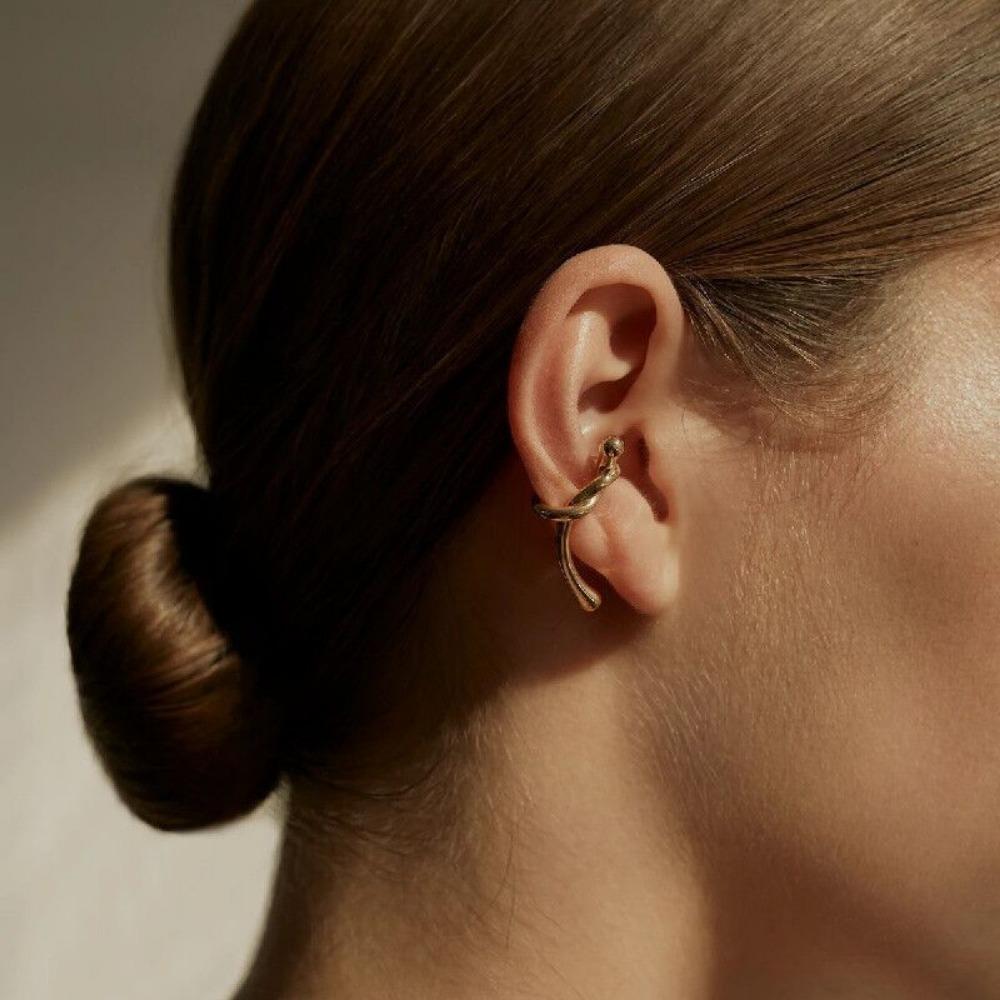 Personality Irregularity Tie A Knot Line Clip Earrings for Women Men Charm Hip Hop Rock Ear Cuff Piercing Earrings Jewelry