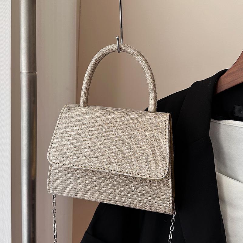 New light luxury high-end texture women's handbag solid color simple and versatile temperament shoulder messenger bag