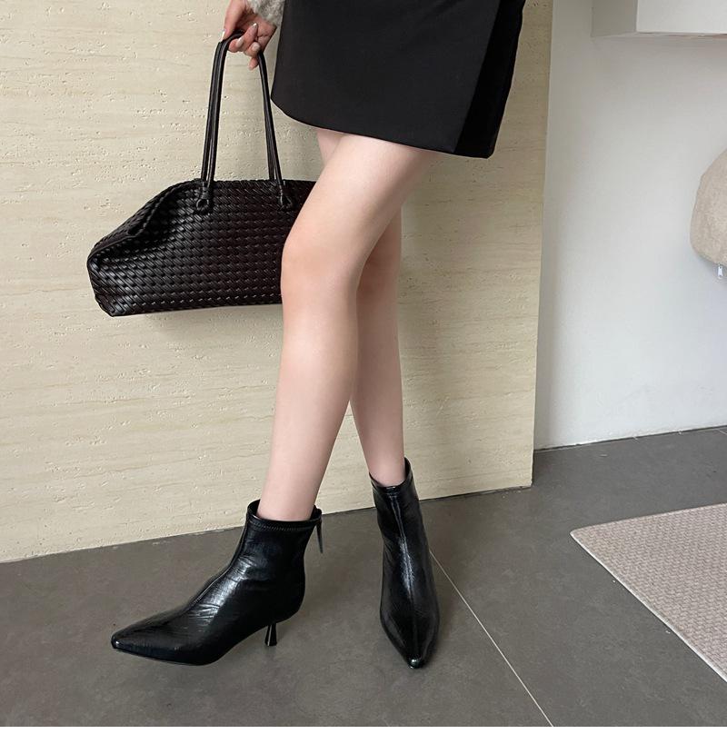 Herbst 2025 Spitz zulaufende Stiletto-Stiefeletten: Weiches Leder, Koreanischer Stil, Reißverschluss hinten, Modisches Chelsea-Design.