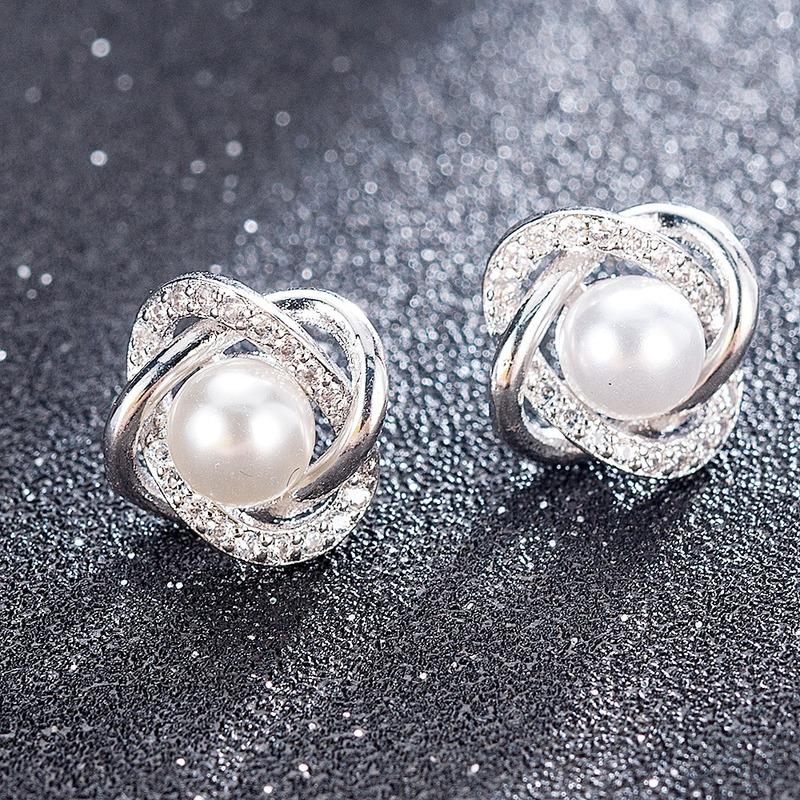 Classic White Imitation Pearl Stud Earrings For Women Silver Color Micro Paved Cubic Zirconia Bridal Wedding Jewelry Gift