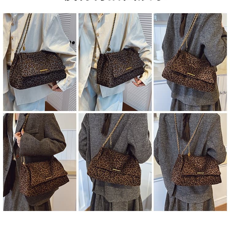 Ladies Gold Zipper Leopard Print Crossbody Bag