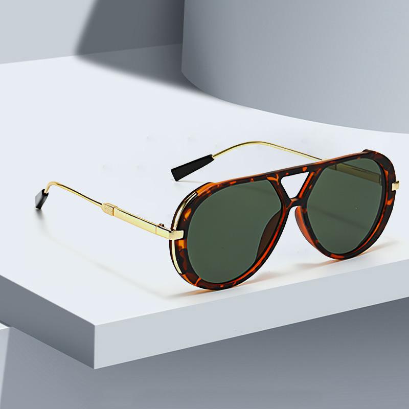 Fashion Women Sunglasses Brown Gradient Lenses Stylish Decorative Glasses for Women New Trendy Accessories