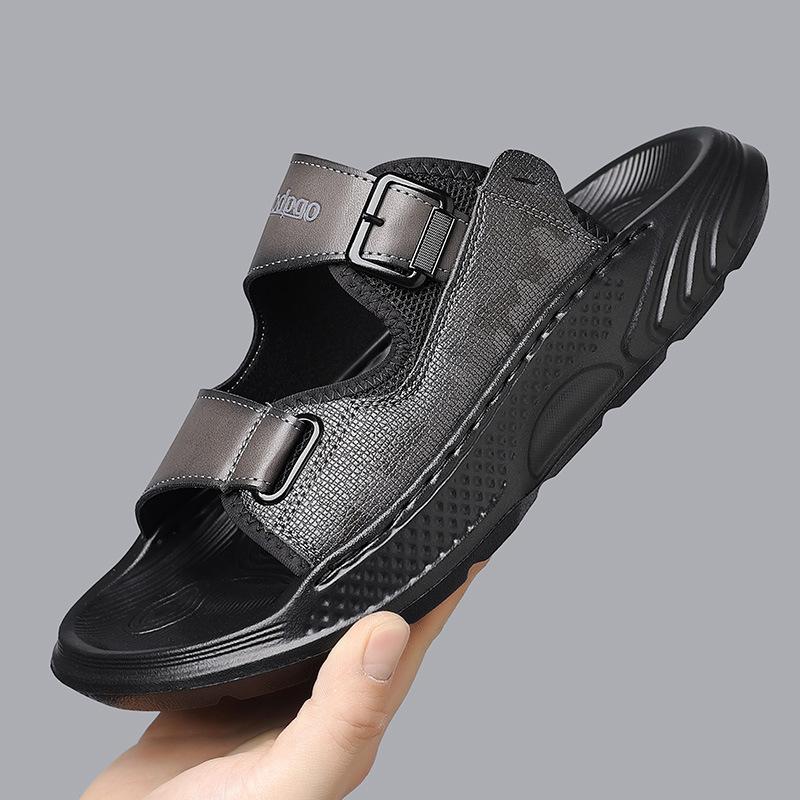 New summer versatile one-word slippers men's non-slip and lightweight men's sandals non-slip outdoor casual sandals