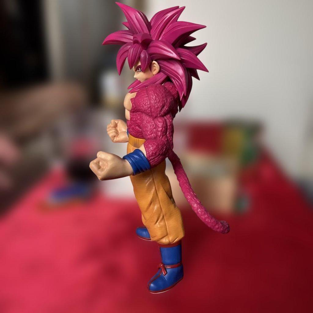 [USED] Gogeta Figure
