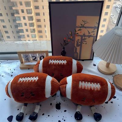 Ballsportarten Fußball Babypuppe Basketball Niedliches Plüschtier Rugby-Puppe Tischtennis Tennis