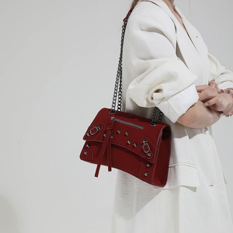 Rivet locomotive bag women's metal chain shoulder messenger bag