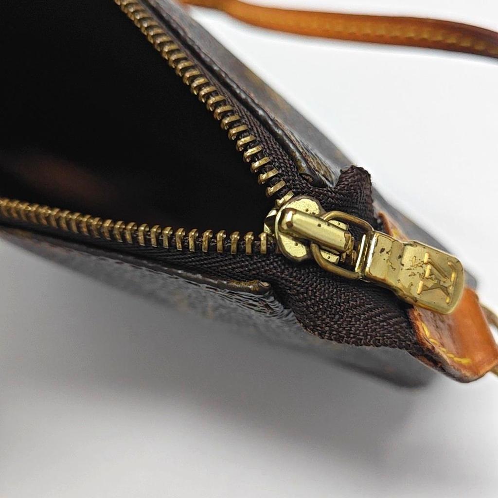 [Použitá] Pochette Monogram s uzavíráním na zip PVC Kabelka - Dobrý stav #113GIH9