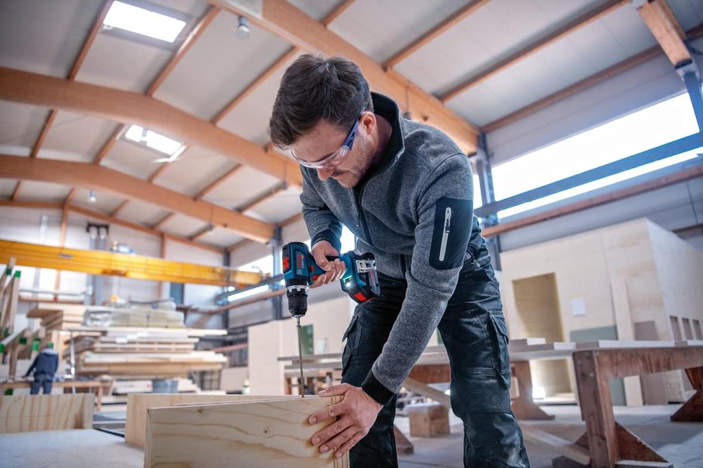 Bosch Professional 18 V akumulatorowa wkrętarka wibracyjna 2 walizka transportowa (Części 5,0Ah, ładowarka w zestawie) GSB18V-90C