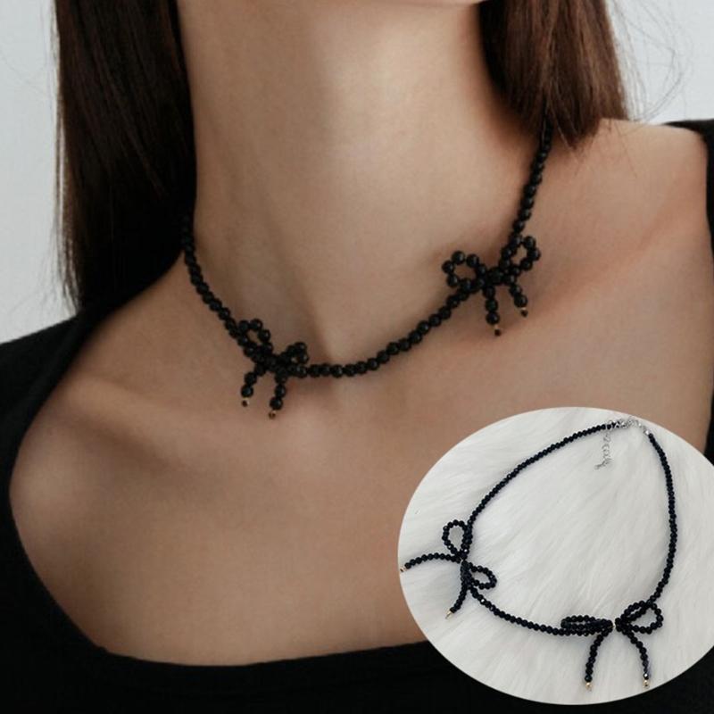 Elegant Bowknot Short Necklace Fashion Crystal Beaded Choker Necklace Simple Collar Necklace Clavicle Chain Jewelry