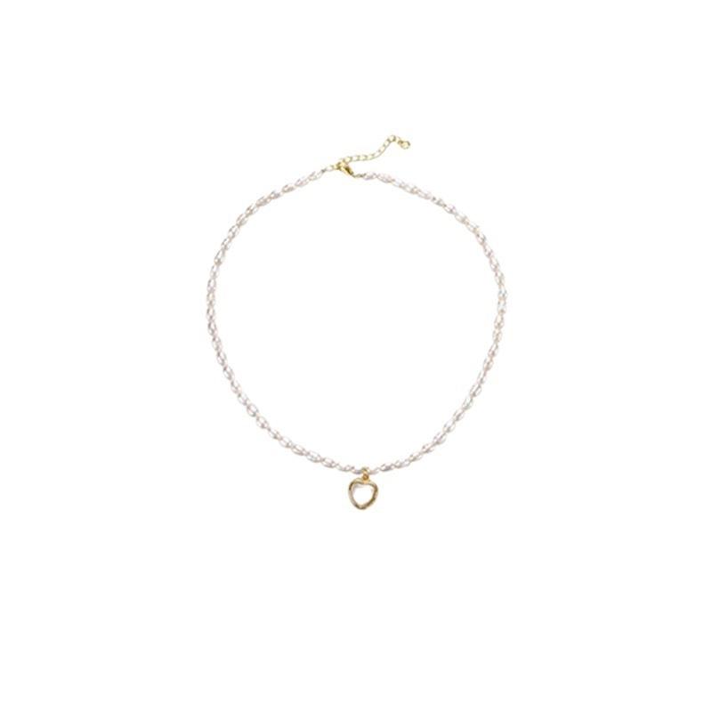 Elegant Women Rice Freshwater Pearl Beaded Clavicle Chain Heart Shape Shell Pendant Fashion Internet Celebrity Party Necklace