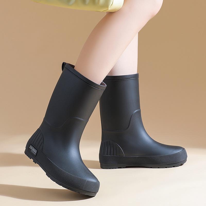 Women's Mid-Calf Waterproof Fashion Rain Boots - Non-slip, Wear-resistant, Solid Color Outdoor Water Shoes