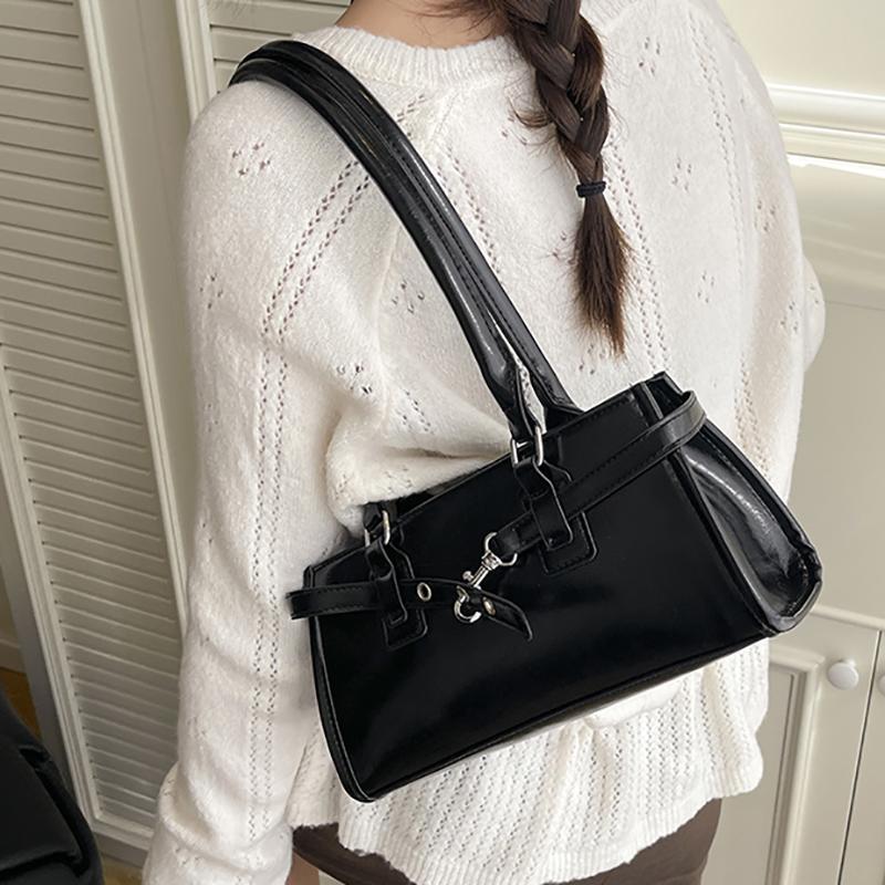 PU Leather Retro Shoulder Bag Large Capacity Boston Pillow Handbag with Metal Belt Buckle Leisure Armpit Bag Commute Handbag