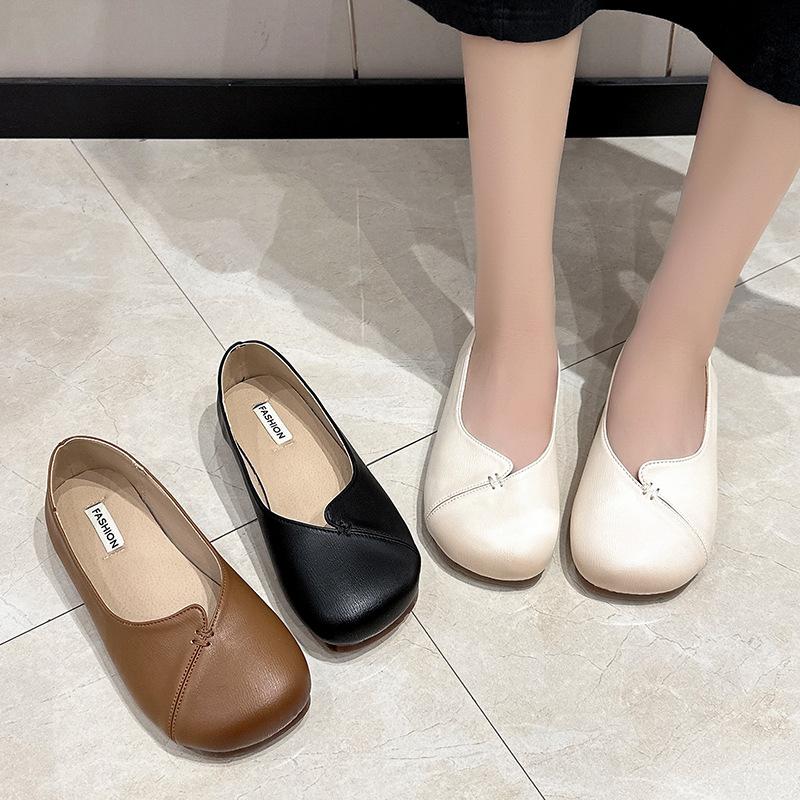 Retro Square Head Shallow Mouth Mother Shoes 2025 New Comfortable Soft Sole Versatile Flat Sole Single Shoe One Pedal Single Shoe