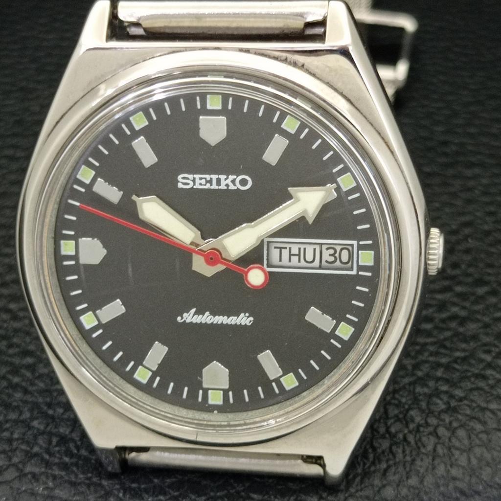 JAPAN VINTAGE SEIKO AUTOMATIC 6309A MENS BLACK COLOR DIAL WATCH A700408-5 R203-a700408
