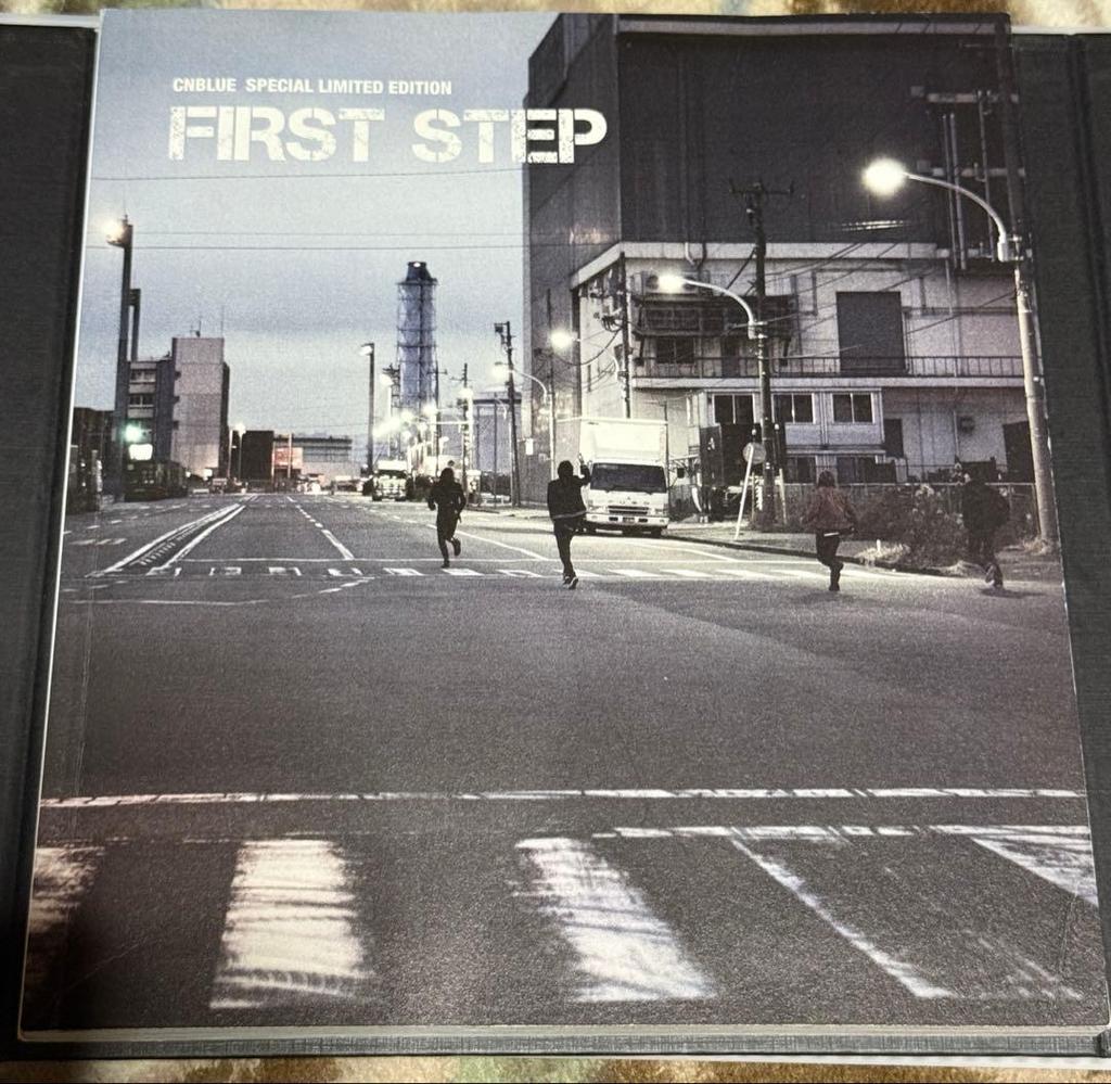 [USED] CNBLUE FIRST STEP CD