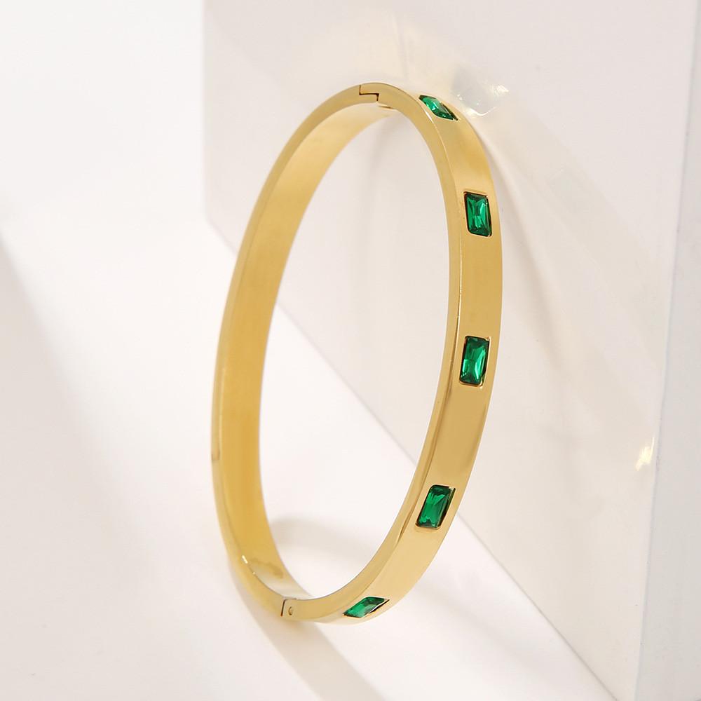 Modern Vintage Titanium Steel Bracelet For Women With Green Zircon For Casual Wear